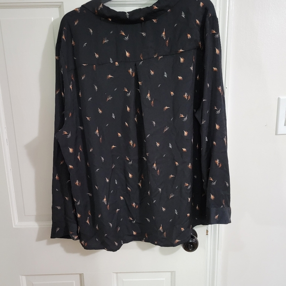 Ava & Viv no gap button down NWT, size 1x - Picture 3 of 4